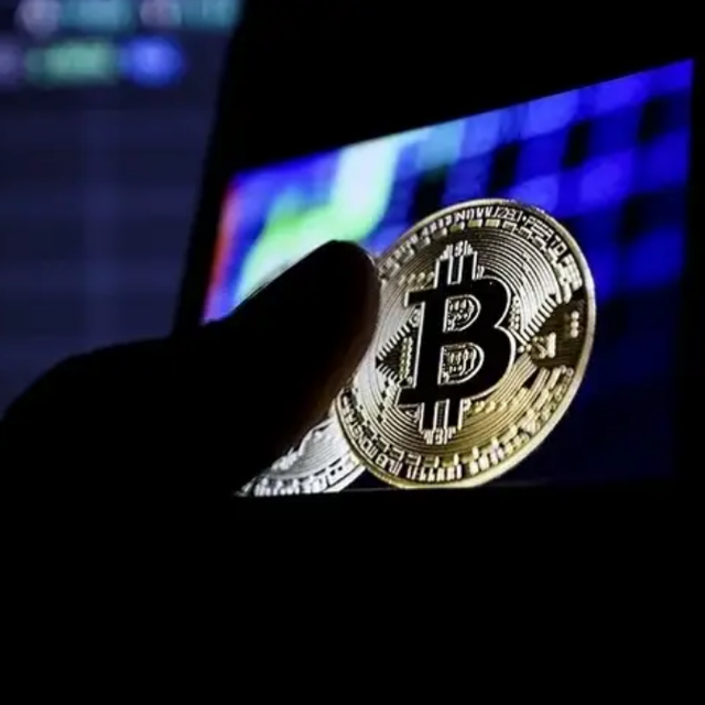 Bitcoin&rsquo;de kritik hafta: Alarm seviyeleri a&ccedil;ıklandı 