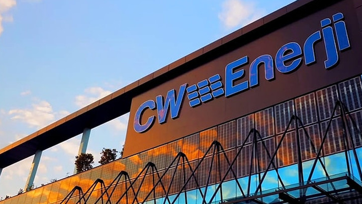 CWENE'de patron satışı! 11,4 milyon lot el değiştirdi
