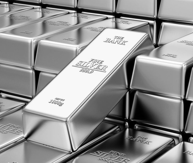 G&uuml;m&uuml;şte dev bankalar ayrıştı! UBS 80 dolar hedefini erteledi