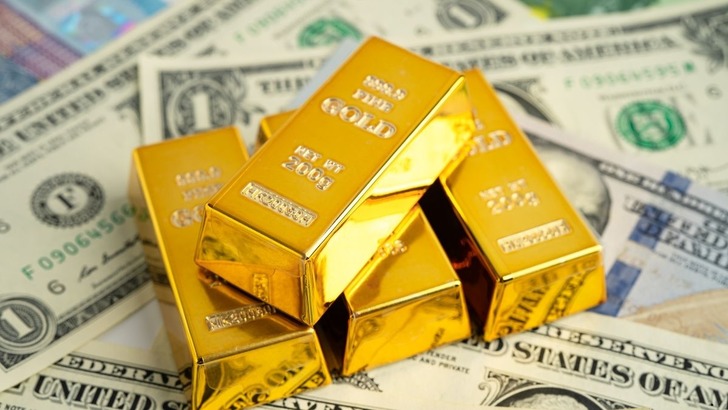 Milyarlarca dolarlık servet hareketi! Para ve altın bu &uuml;lkeye akıyor