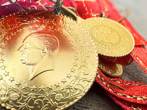 Altın fiyatları 10 Eyl&uuml;l 2026: &Ccedil;eyrek altın ka&ccedil; TL? Altın y&uuml;kseliyor