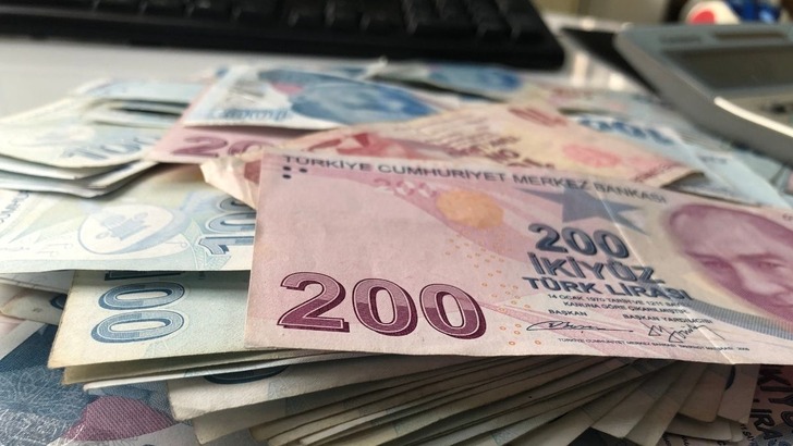 B&uuml;t&ccedil;e rakamları a&ccedil;ıklandı! Ağustos'ta fazla verdi