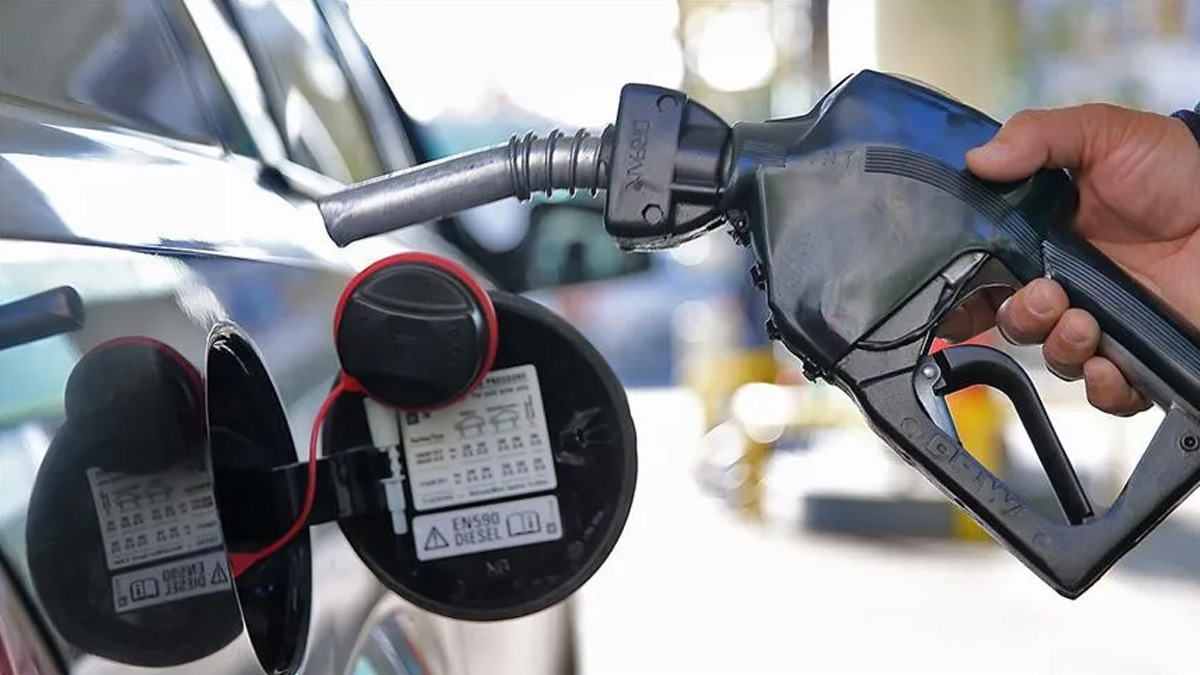 Motorinde tarihi eşik: Litre fiyatı ilk kez 100 TL yi geçti, Görsel 2