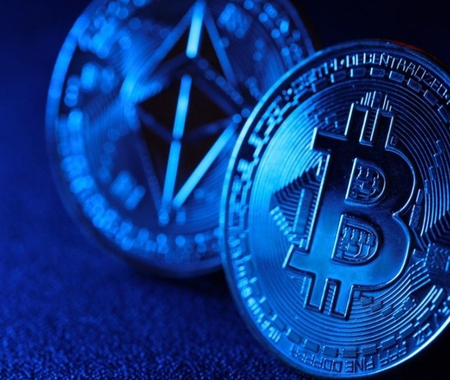 Bitcoin yeniden y&uuml;kselişte! Fed sonrası kayıplarını geri alıyor