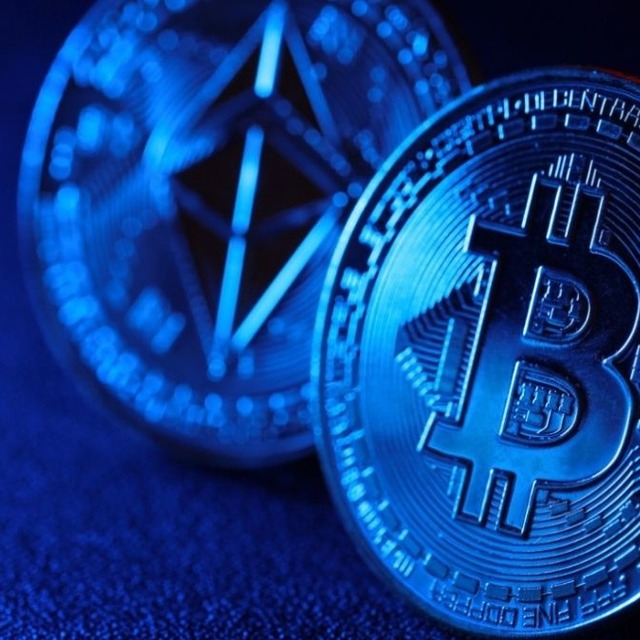 Bitcoin yeniden y&uuml;kselişte! Fed sonrası kayıplarını geri alıyor