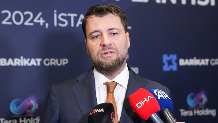 Emre Tezmen g&ouml;revinden ayrıldı