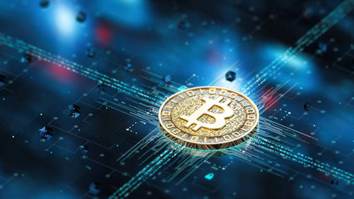 Bitcoin 8 ayın zirvesinde! Kritik eşik aşıldı