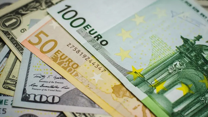Dolar ve Euro bug&uuml;n ne kadar? 4 Ekim g&uuml;ncel d&ouml;viz kurları
