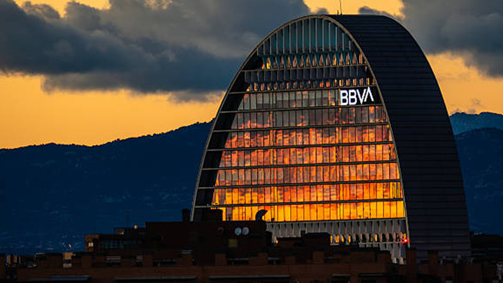 BBVA'dan T&uuml;rkiye analizi: Krediler yavaşladı, risk maliyeti y&uuml;kseliyor
