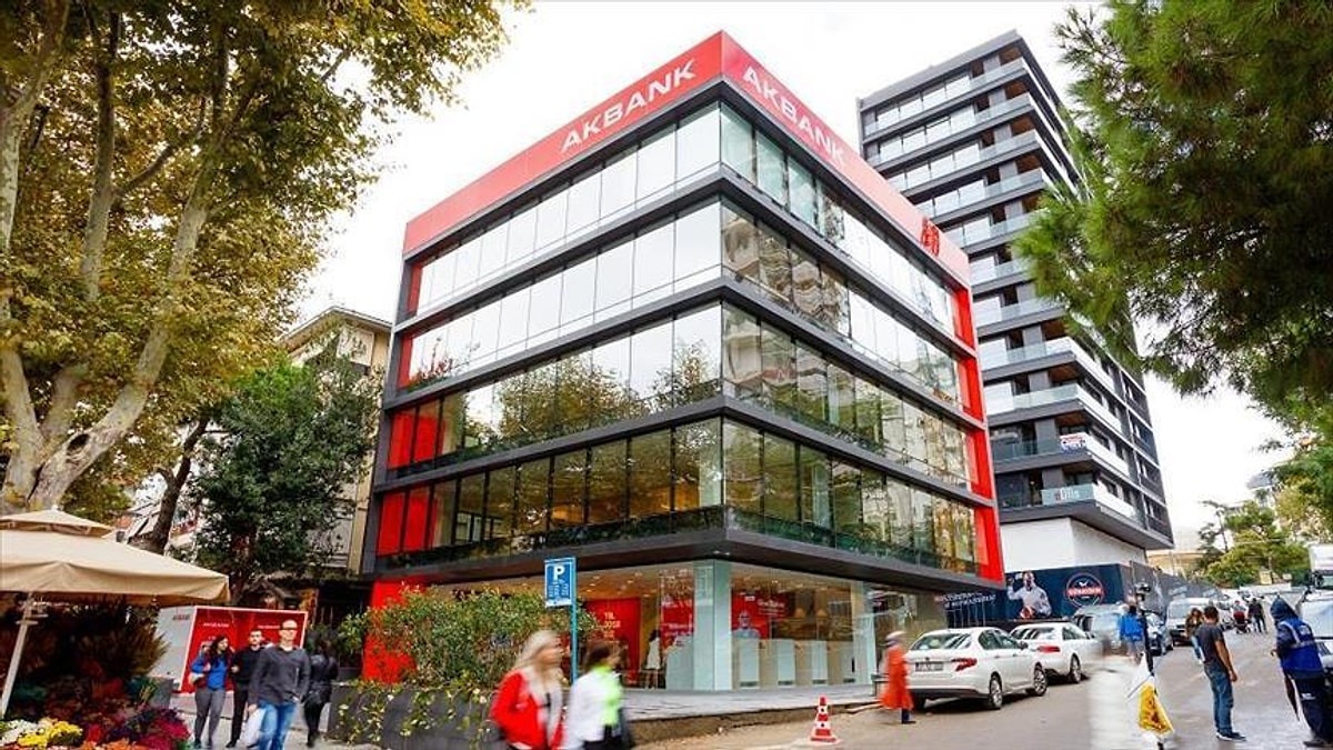 HSBC 3 banka hissesinde hedef fiyatı d&uuml;ş&uuml;rd&uuml;! Favorisini a&ccedil;ıkladı, G&ouml;rsel 2