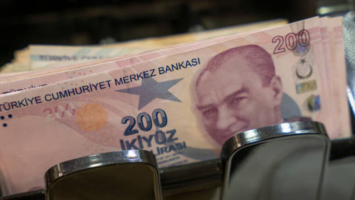 187 milyar liralık para trafiği! Hesaplara bloke kondu, yurt dışına &ccedil;ıkış yasağı