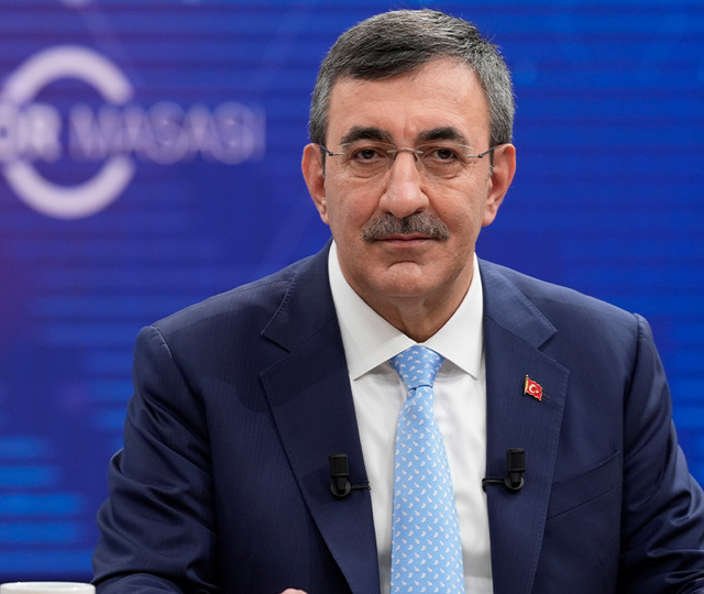 Yılmaz'dan dikkat &ccedil;eken fon a&ccedil;ıklaması! "Karantinaya alındılar"
