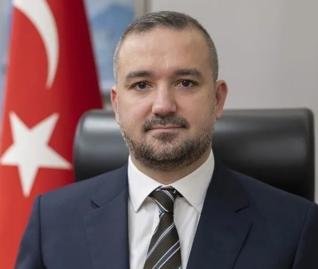 TCMB Başkanı Karahan'dan faiz ve fon &ccedil;ıkışları mesajı!