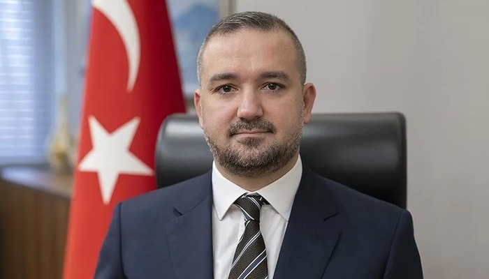 TCMB Başkanı Karahan'dan faiz ve fon &ccedil;ıkışları mesajı!