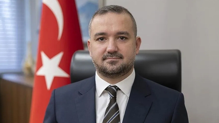 TCMB Başkanı Karahan'dan faiz ve fon &ccedil;ıkışları mesajı!