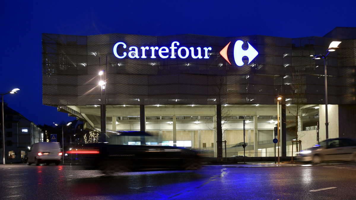 Fransa&rsquo;daki olaylar Carrefour&rsquo;u vurdu: Hisselerde 200 milyon avroluk deprem!, G&ouml;rsel 1