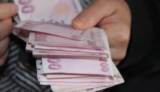 Borsada yarın 2 hisse yatırımcılarına temettü ödemesi yapacak