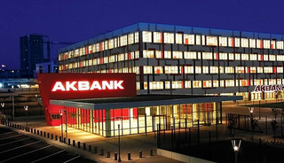 Akbank'tan dev kredi anlaşması! 5 dilimde finansman sağladı