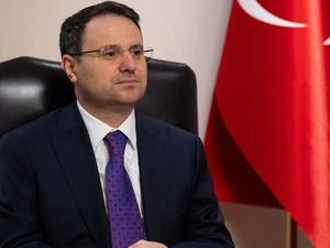 Bakan G&uuml;rlek a&ccedil;ıkladı! 23 şirkete kayyum atandı, 150 g&ouml;zaltı