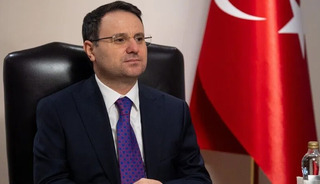 Bakan G&uuml;rlek a&ccedil;ıkladı! 23 şirkete kayyum atandı, 150 g&ouml;zaltı