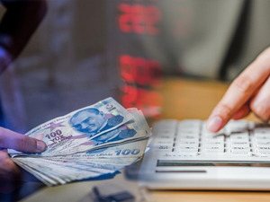 Faizlerde &ccedil;ifte ibre aşağı d&ouml;nd&uuml;: Bankalarda yeni d&ouml;nem başladı