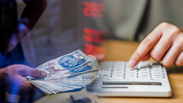 Faizlerde &ccedil;ifte ibre aşağı d&ouml;nd&uuml;: Bankalarda yeni d&ouml;nem başladı